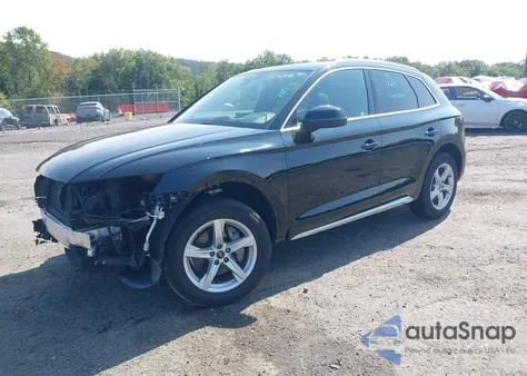 2021 Audi Q5 Premium 45 Tfsi Quattro S Tronic z USA, uszkodzony, nr VIN WA1AAAFYXM2111583